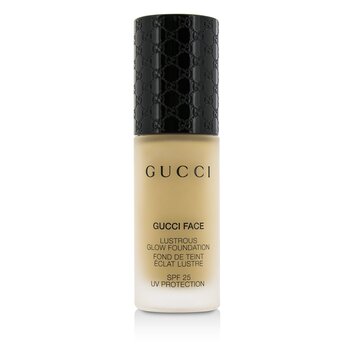 Lustrous Glow Foundation SPF 25 - #050 (Light)