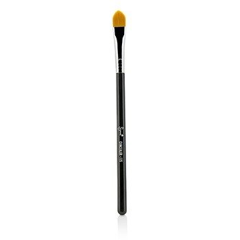 F75 Concealer Brush